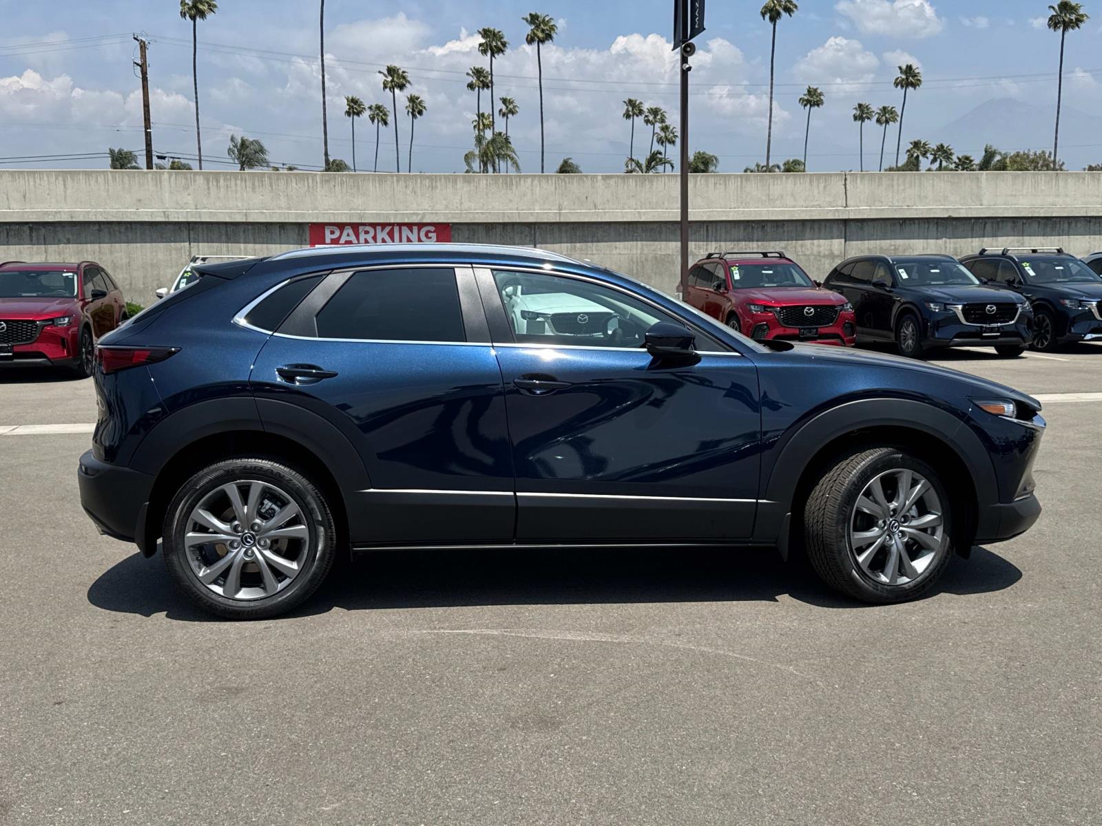 2025 Mazda CX-30 2.5 S Preferred photo 2