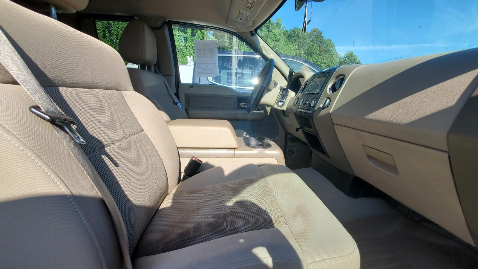 2006 Ford F-150 XLT photo 3