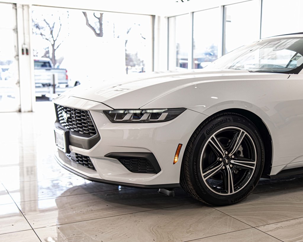 2024 FORD MUSTANG - Image 4