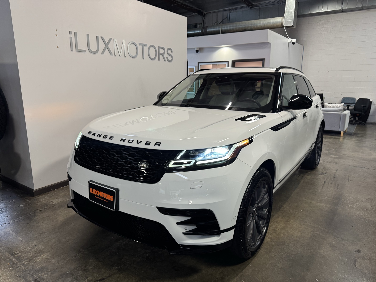 2019 Land Rover Range Rover Velar SE