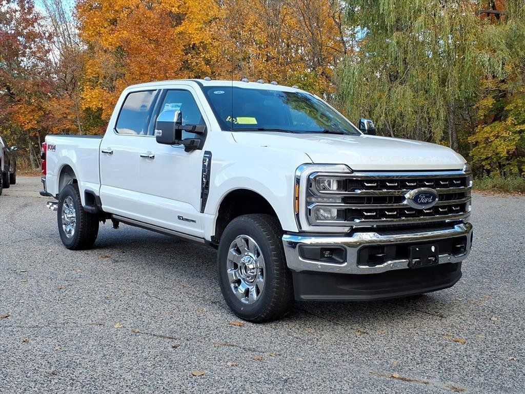 2026 Ford F-350 Super Duty Lariat's photo