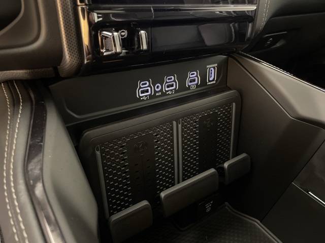 2025 Ram 3500 Limited photo 36
