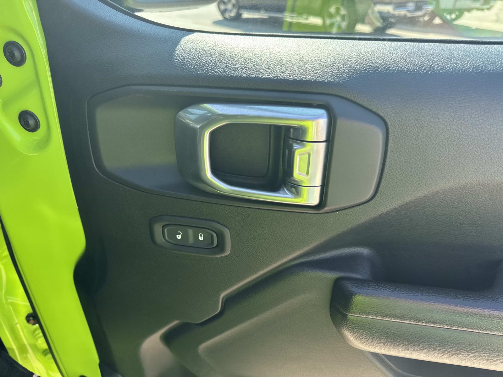 2021 Jeep Wrangler Sport Altitude photo 13