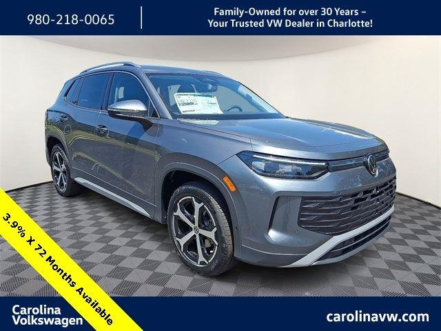 2025 Volkswagen Tiguan SE's photo