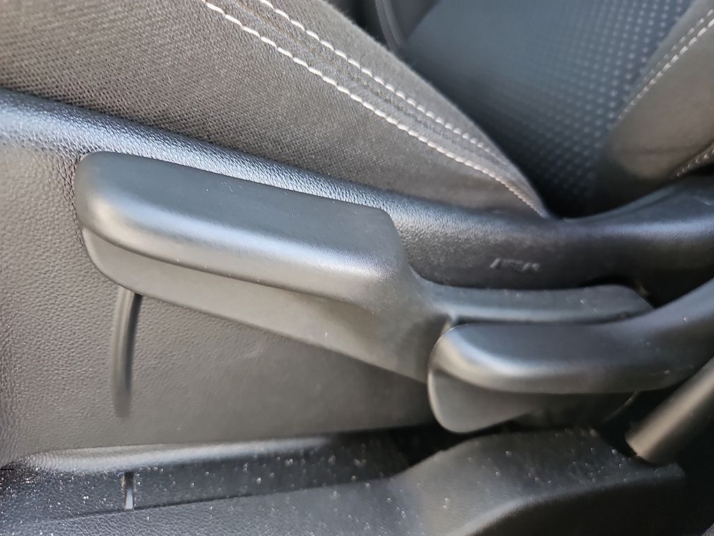 2024 Gmc Terrain SLE photo 18