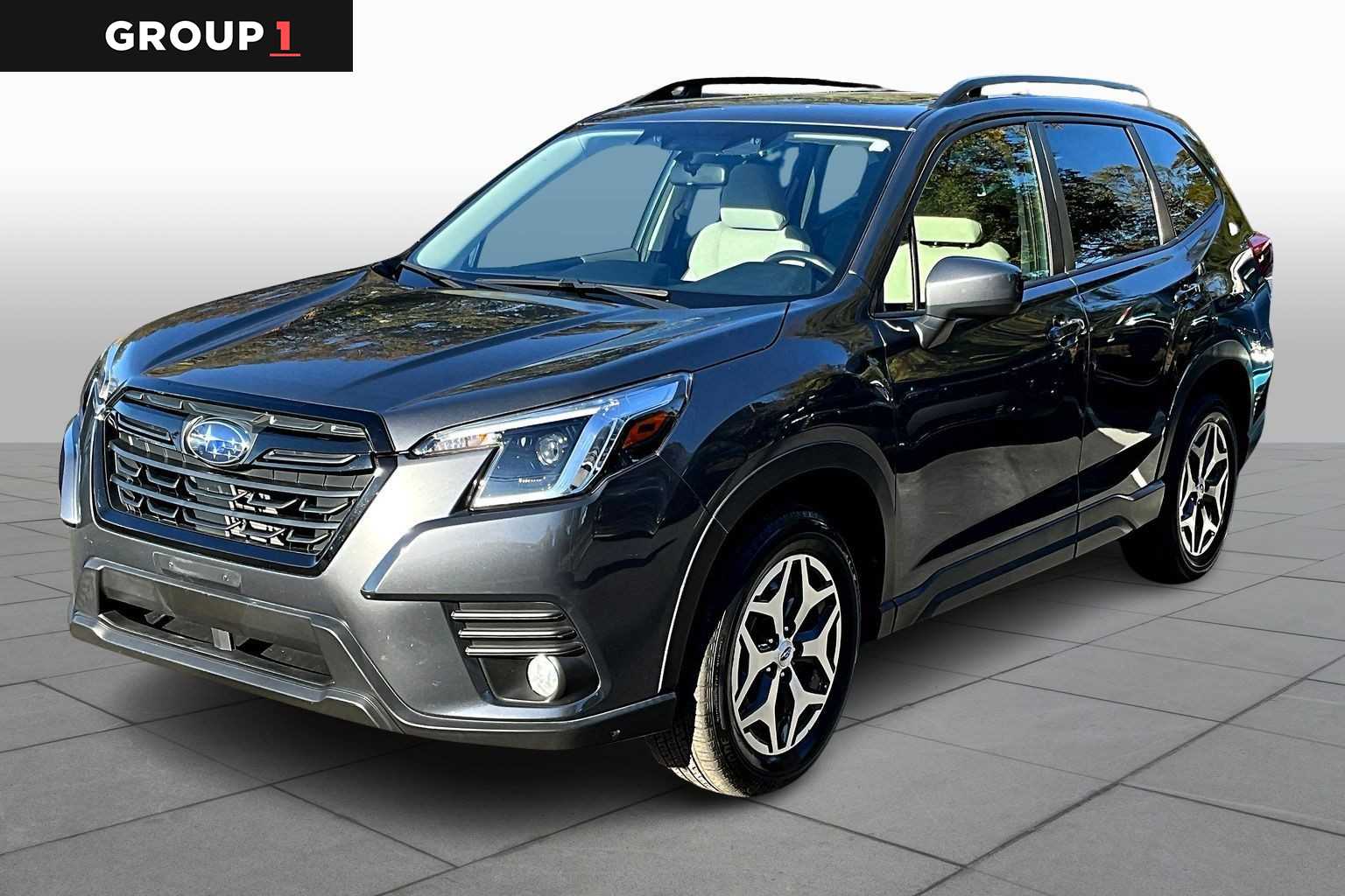2023 Subaru Forester Premium's photo