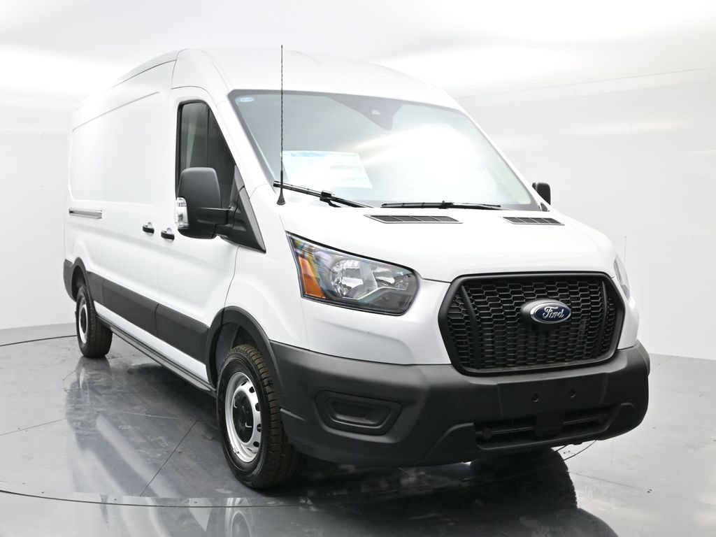 2025 Ford Transit Cargo Van photo 3