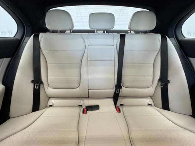 2026 Mercedes Benz C 300 photo 3