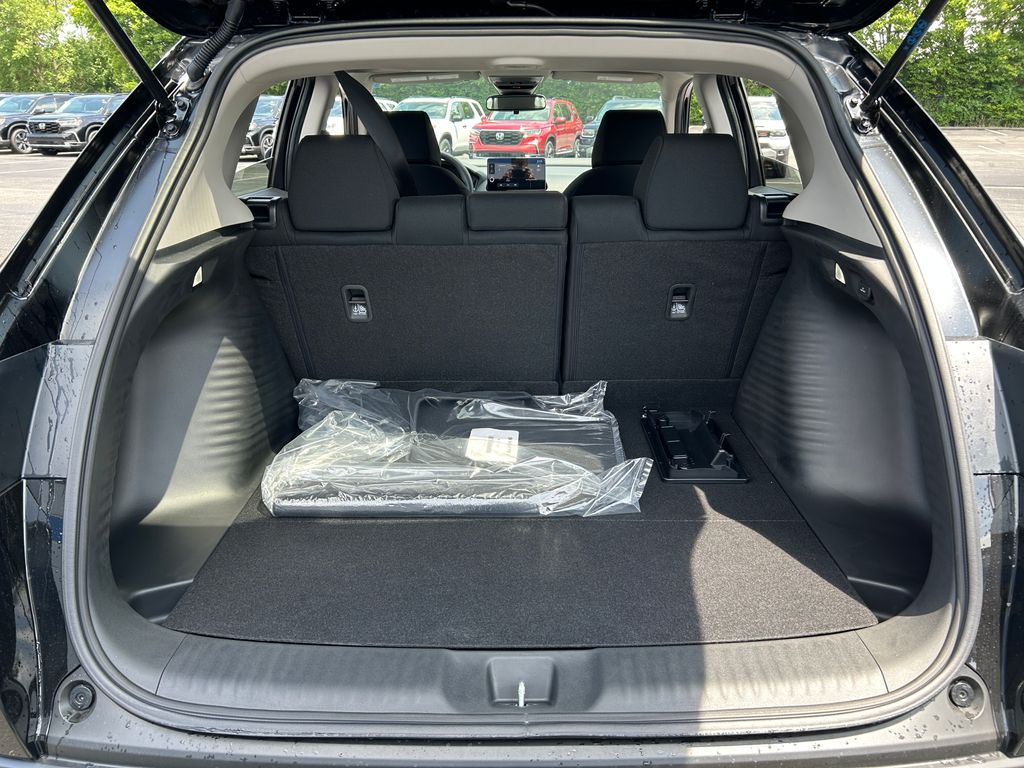 2026 Honda HR-V LX photo 18