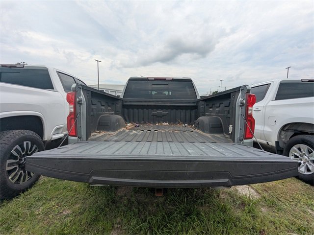 2024 Chevrolet Silverado 1500 RST photo 10
