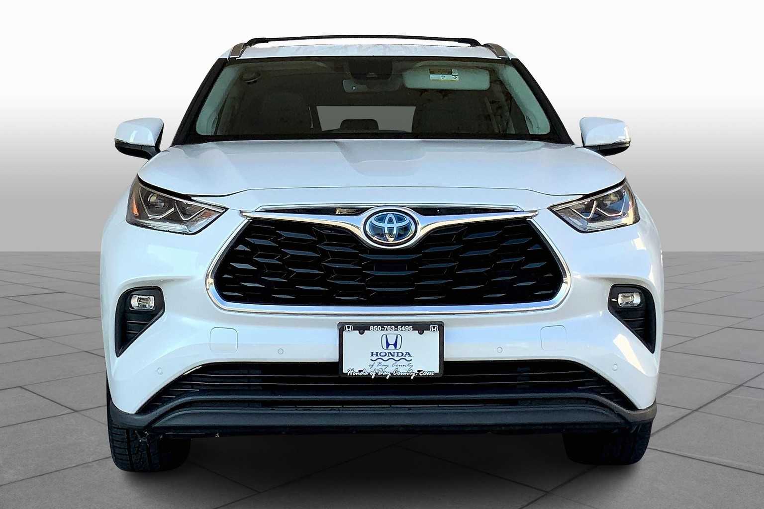 2020 Toyota Highlander Hybrid Limited photo 3