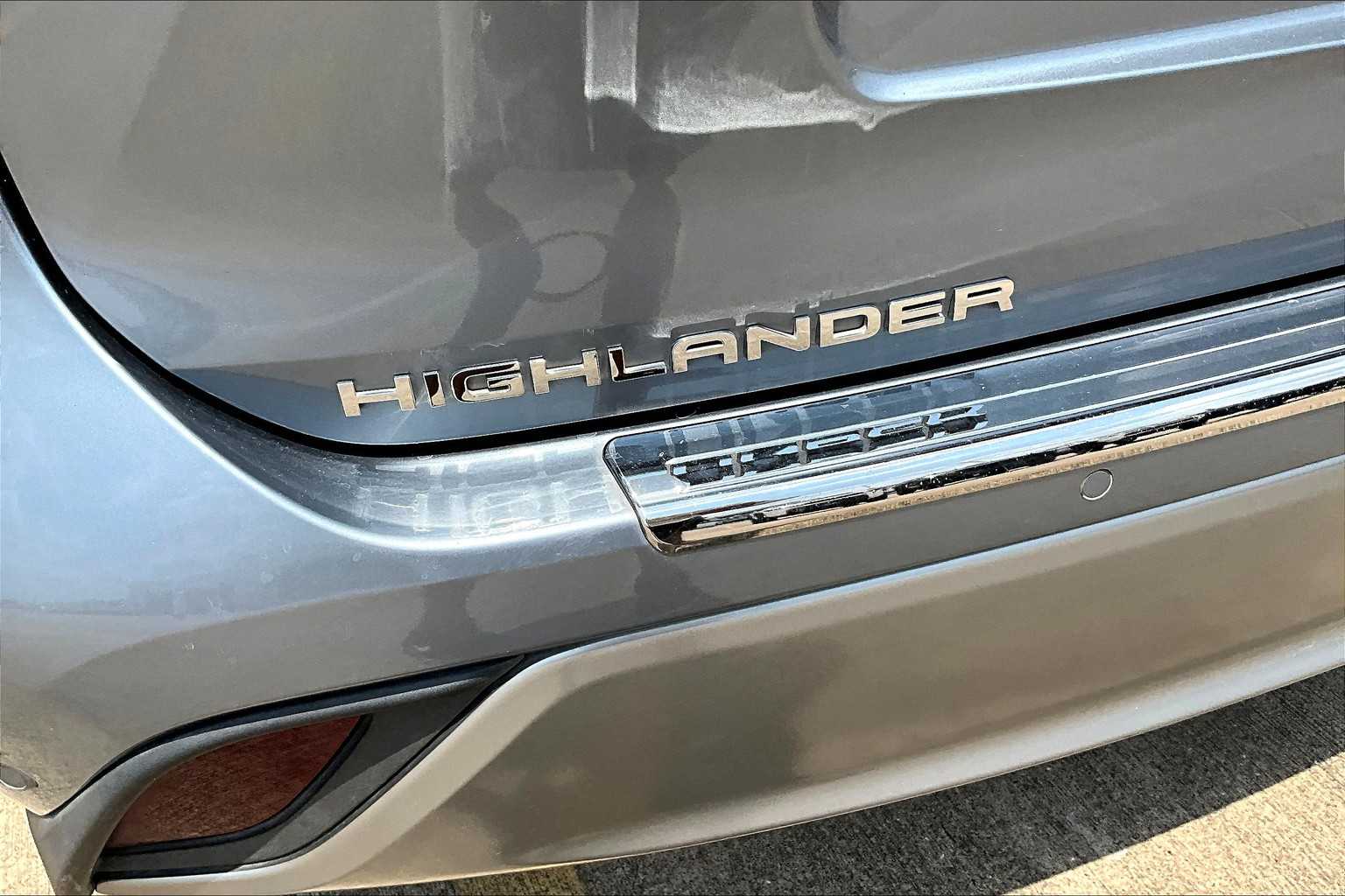 2021 Toyota Highlander Platinum photo 30