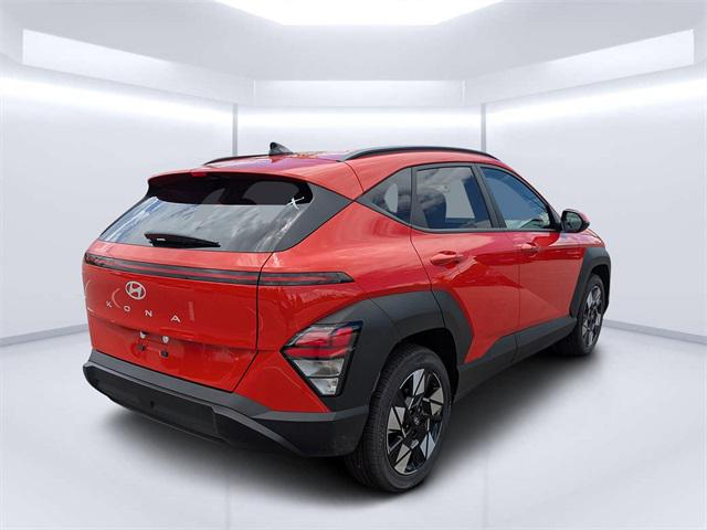 2025 Hyundai Kona SEL photo 3