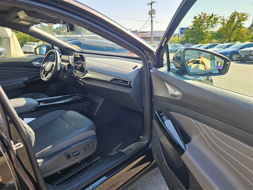 2024 Volkswagen ID.4 Pro S photo 12