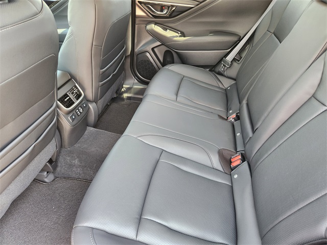 2025 Subaru Outback Touring XT photo 21
