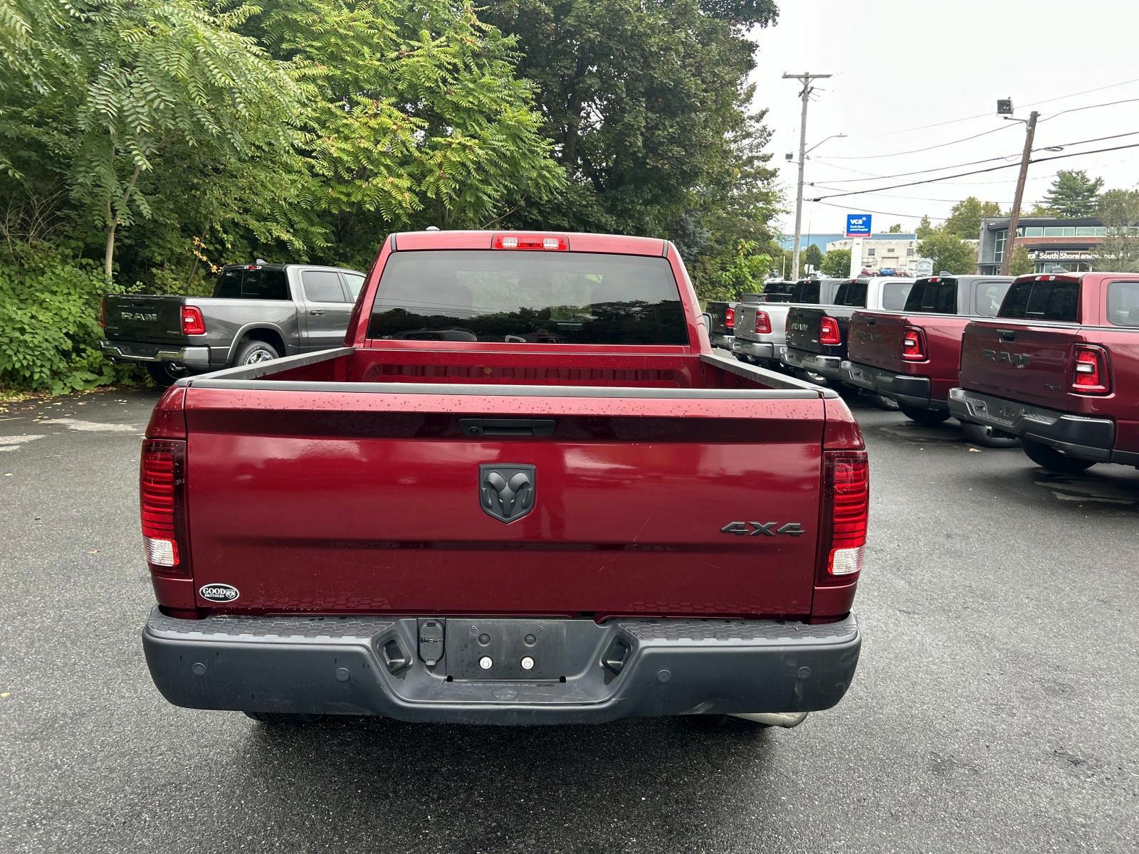 2021 Ram 1500 Classic Warlock photo 5