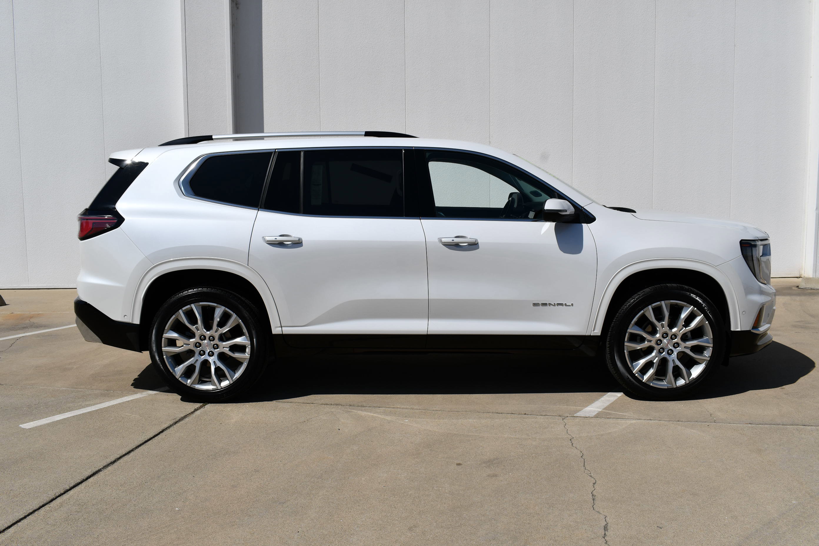 2024 Gmc Acadia Denali photo 5