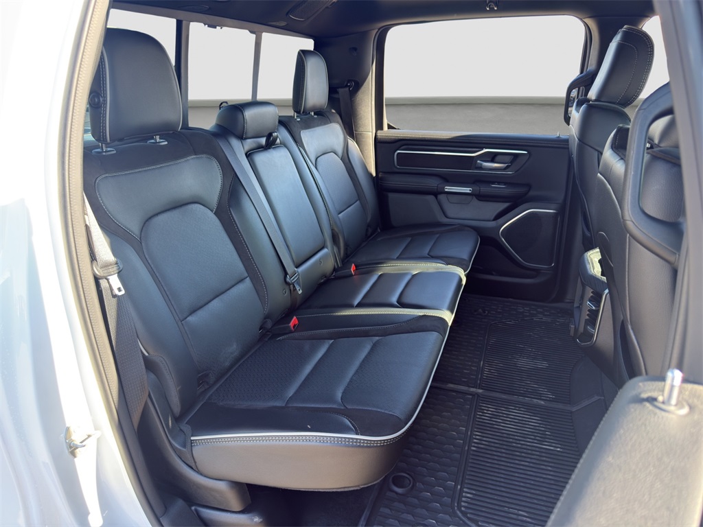 2024 Ram 1500 Laramie photo 19