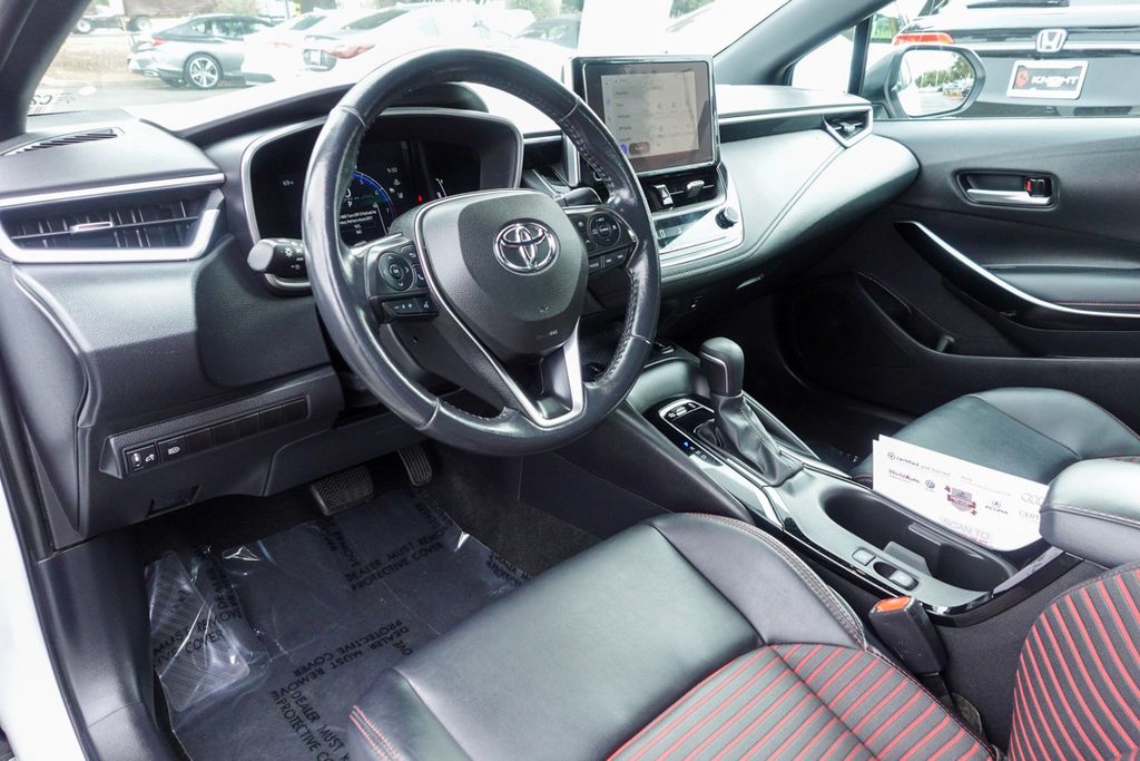 2023 Toyota Corolla XSE photo 10