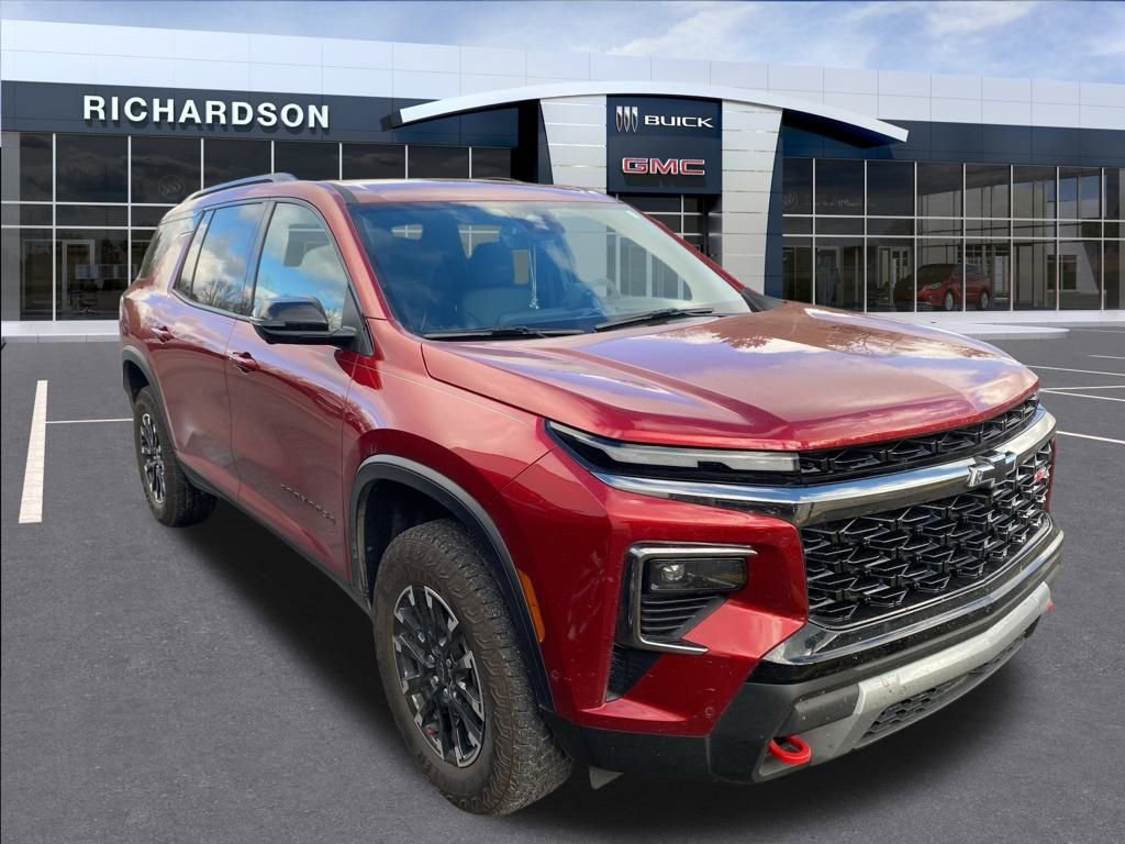 2024 Chevrolet Traverse Z71 photo 3