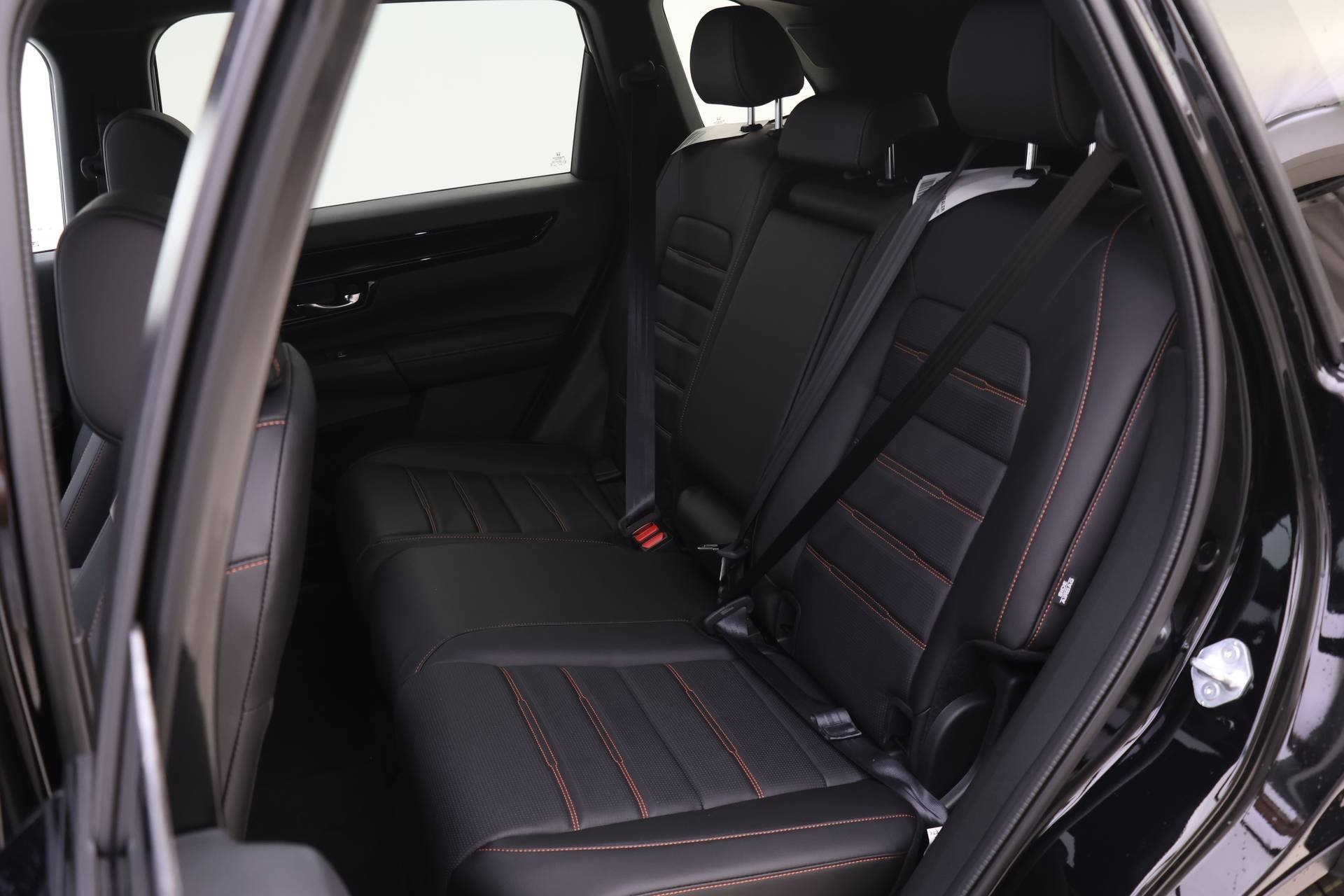 2026 Honda CR-V Sport Touring photo 9