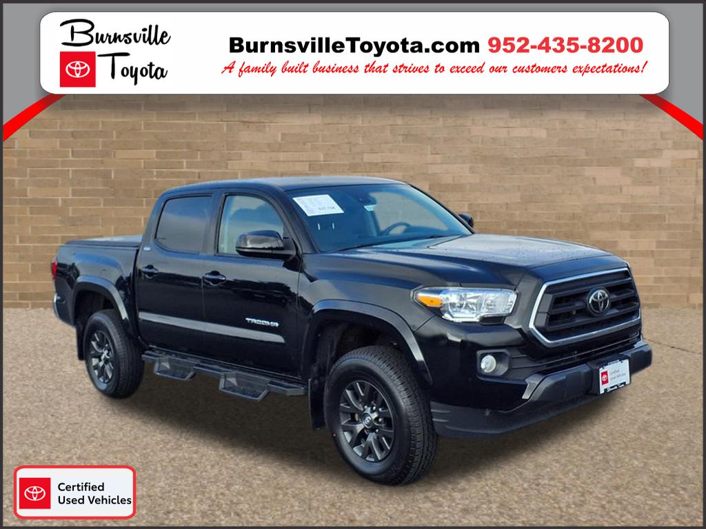 2022 Toyota Tacoma SR5's photo