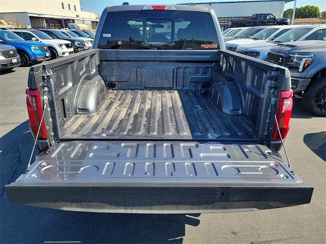 2025 Ford F-150 XLT photo 19