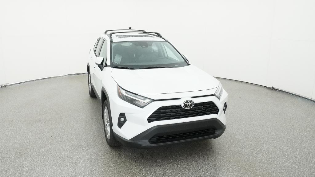 2025 Toyota RAV4 XLE Premium photo 32