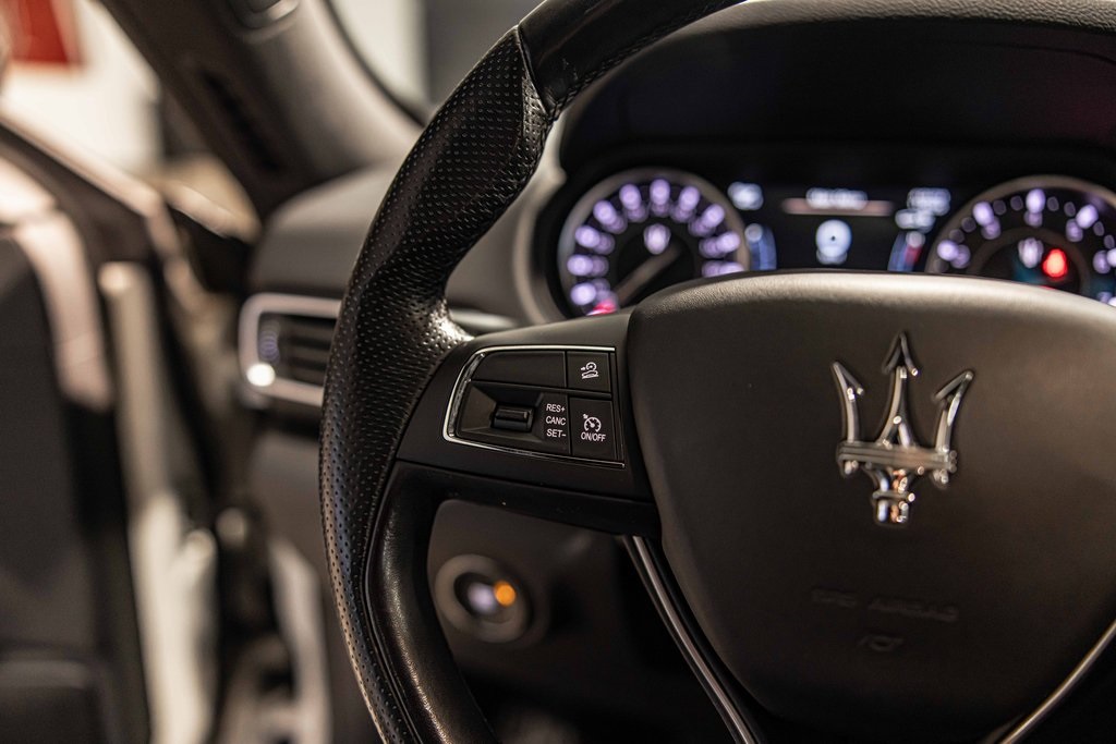 2021 MASERATI LEVANTE - Image 22