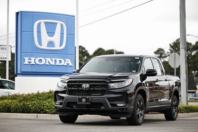 2026 Honda Ridgeline Black Edition's photo