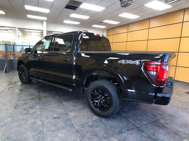 2025 Ford F-150 XLT photo 6