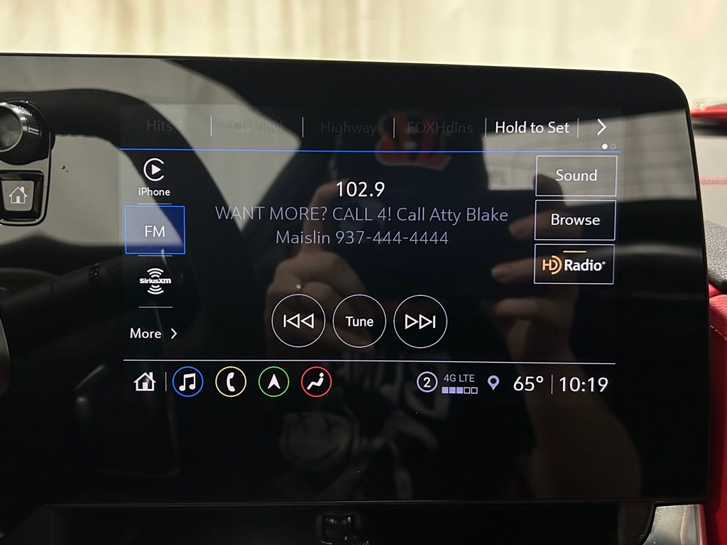 2022 Chevrolet Corvette Stingray 2LT Convertible photo 19