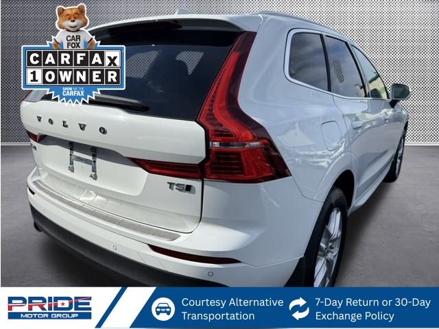 2021 Volvo XC60 T5 Momentum photo 4