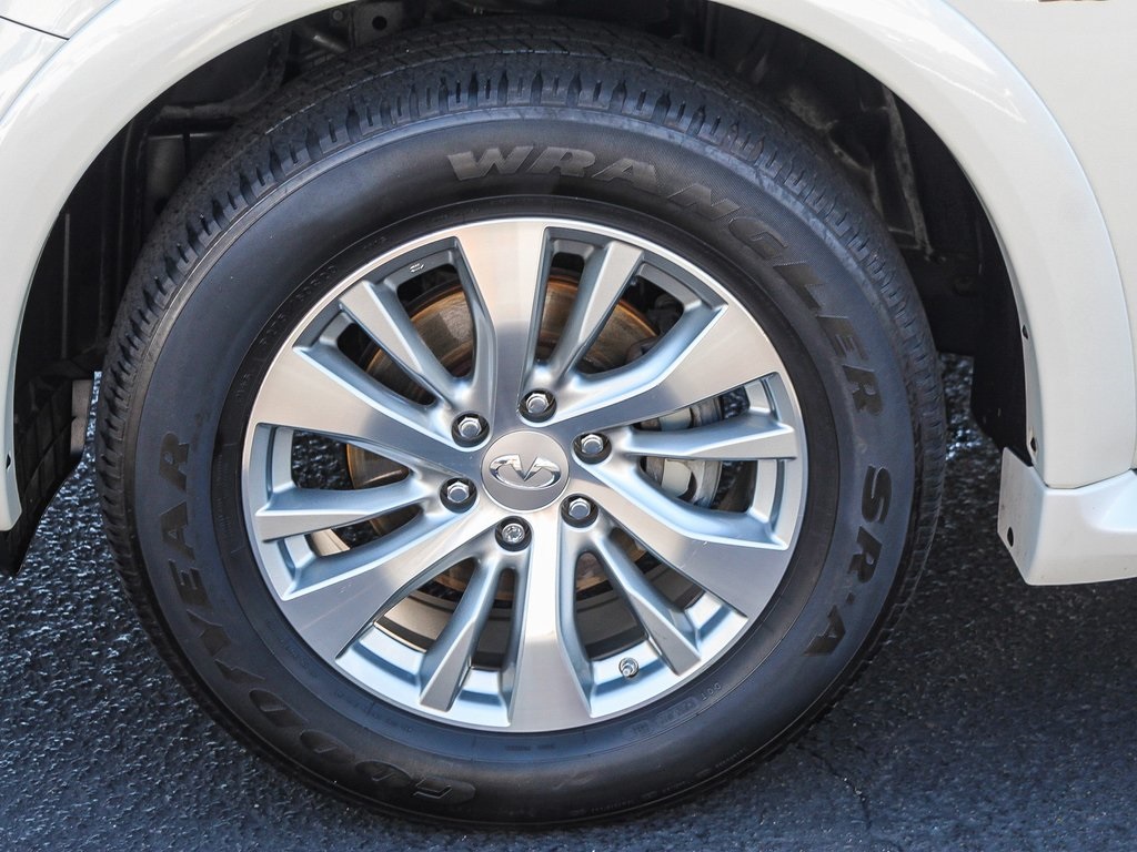 2017 Infiniti QX80 Base photo 6