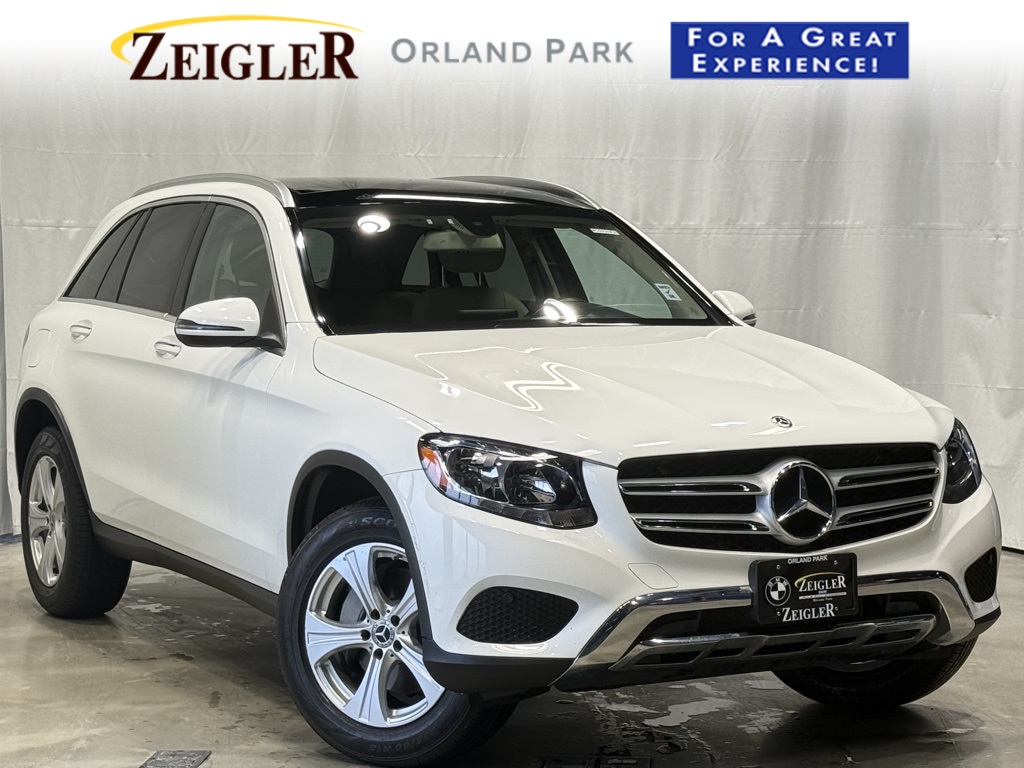 2018 Mercedes-Benz GLC GLC300's photo