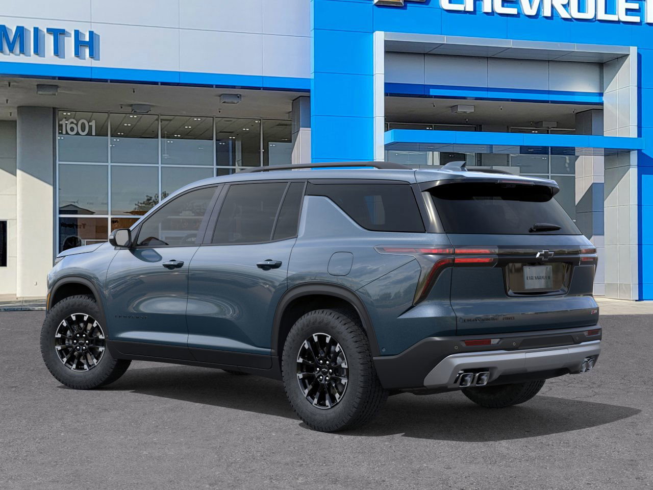 2026 Chevrolet Traverse Z71 photo 3