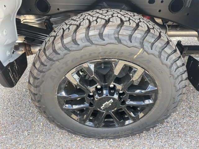 2026 Chevrolet Silverado 2500HD LT photo 7
