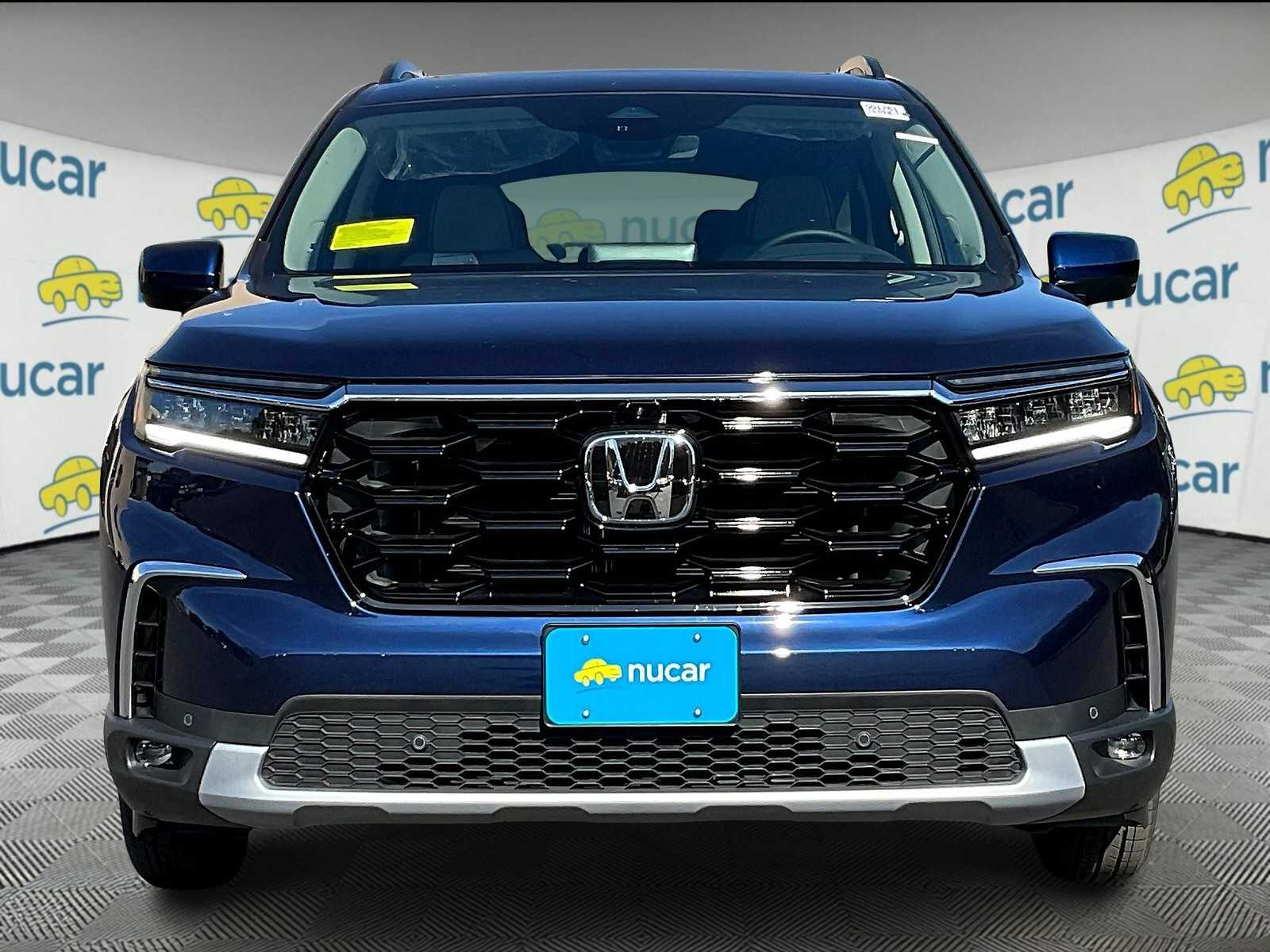 2025 Honda Pilot Elite photo 2