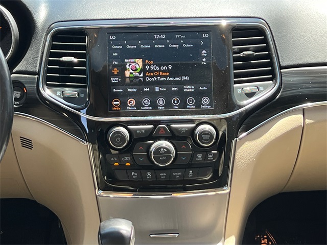 2022 Jeep Cherokee Limited photo 11