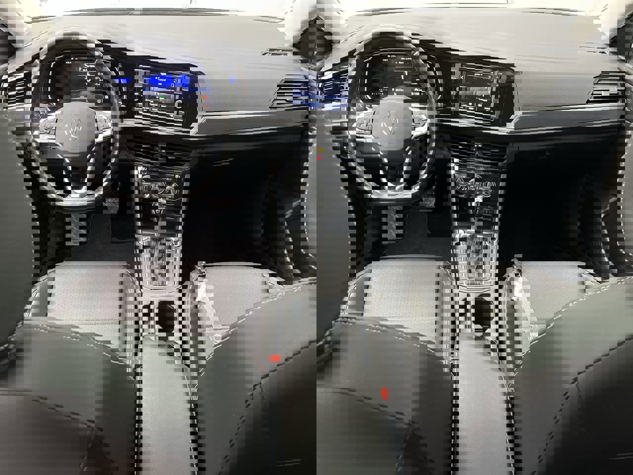 2023 Volkswagen Jetta SE photo 4