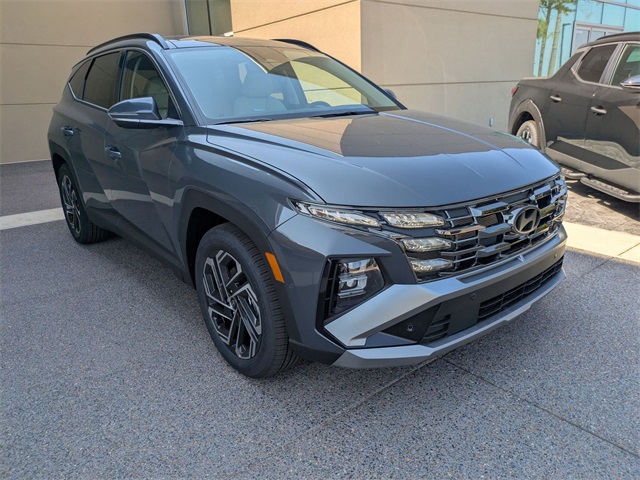 2025 Hyundai Tucson Limited photo 3