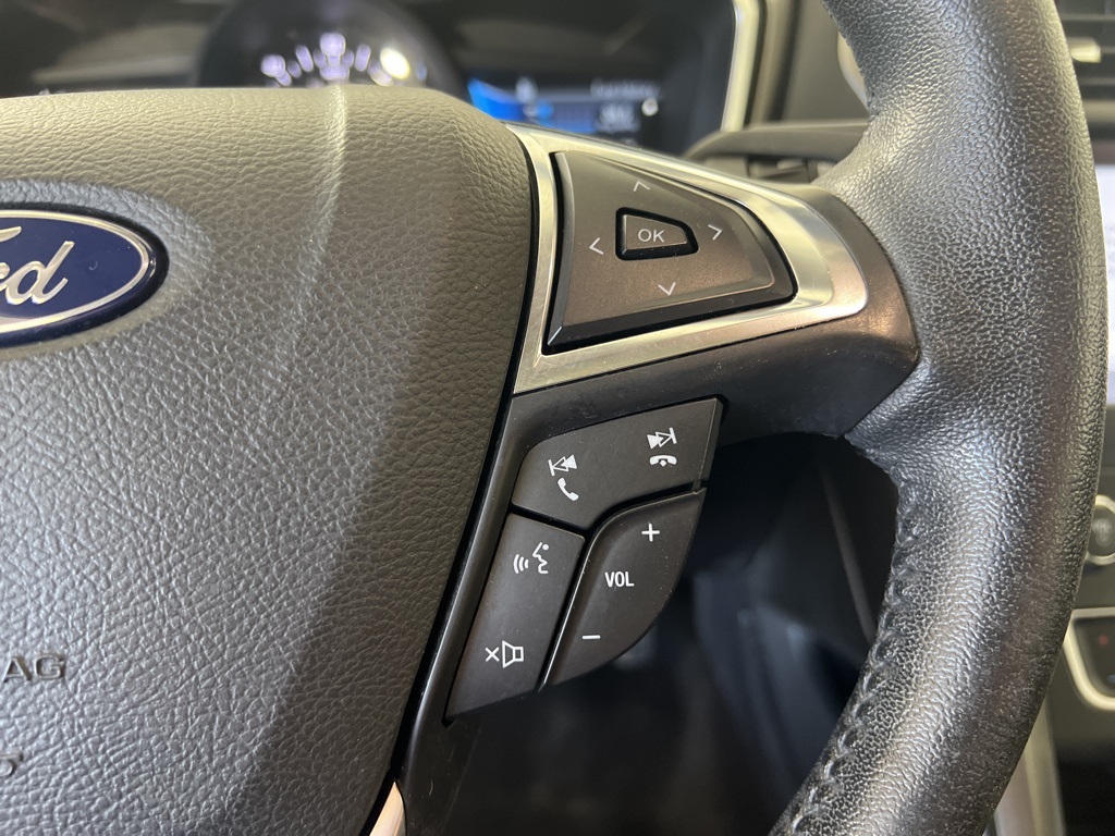 2019 Ford Fusion Hybrid SEL photo 19