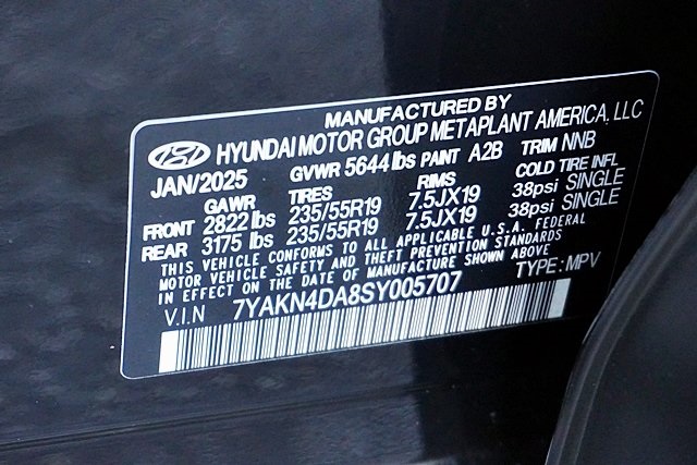 Used 2025 Black Hyundai SEL image 37
