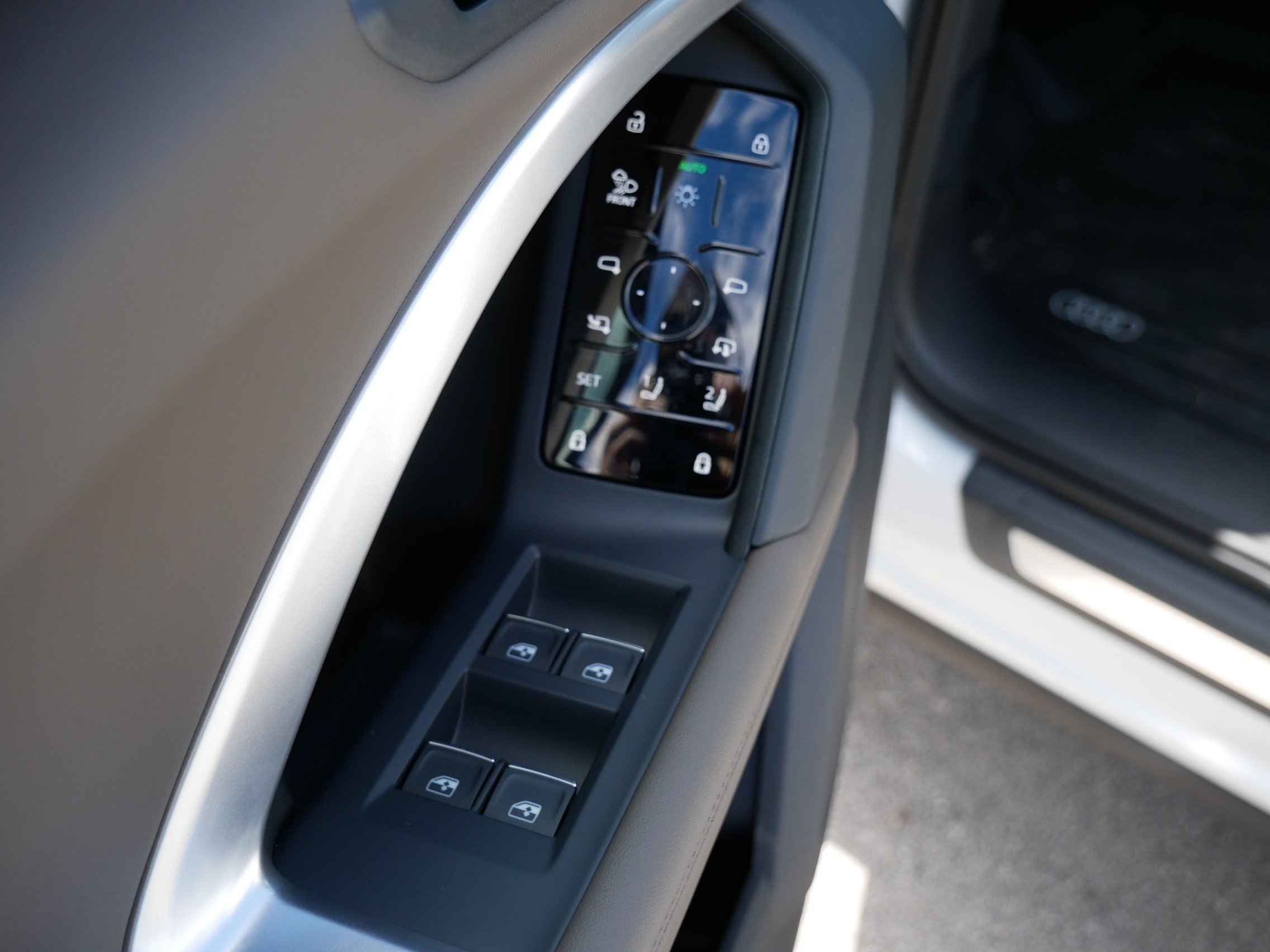2025 Audi Q5 Premium Plus photo 8