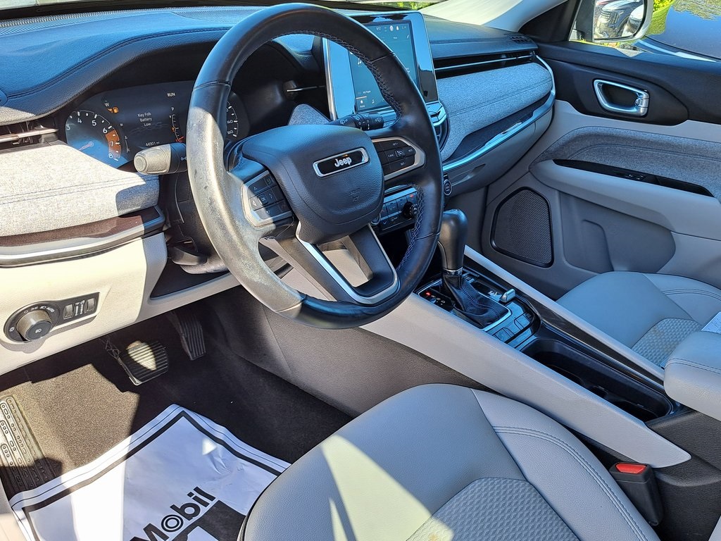 2022 Jeep Compass Latitude photo 6