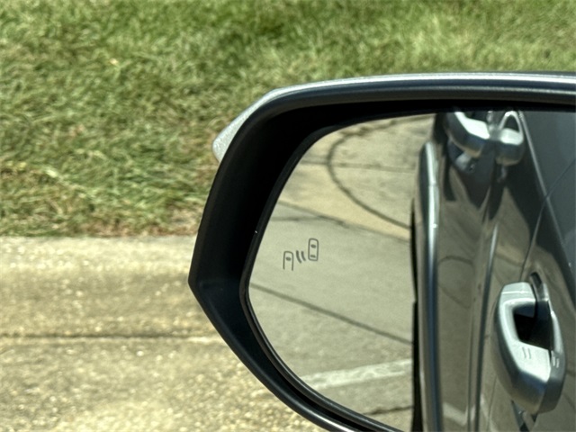 2024 Toyota 4Runner SR5 photo 17