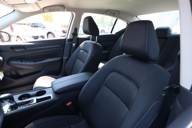 2025 Nissan Altima 2.5 S photo 14