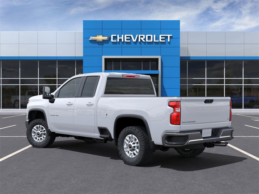 2025 Chevrolet Silverado 2500HD LT photo 3