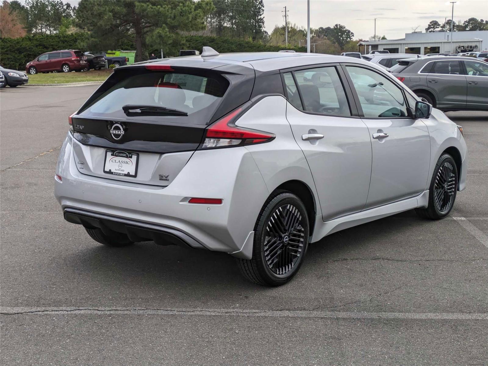 2024 Nissan Leaf SV Plus photo 4