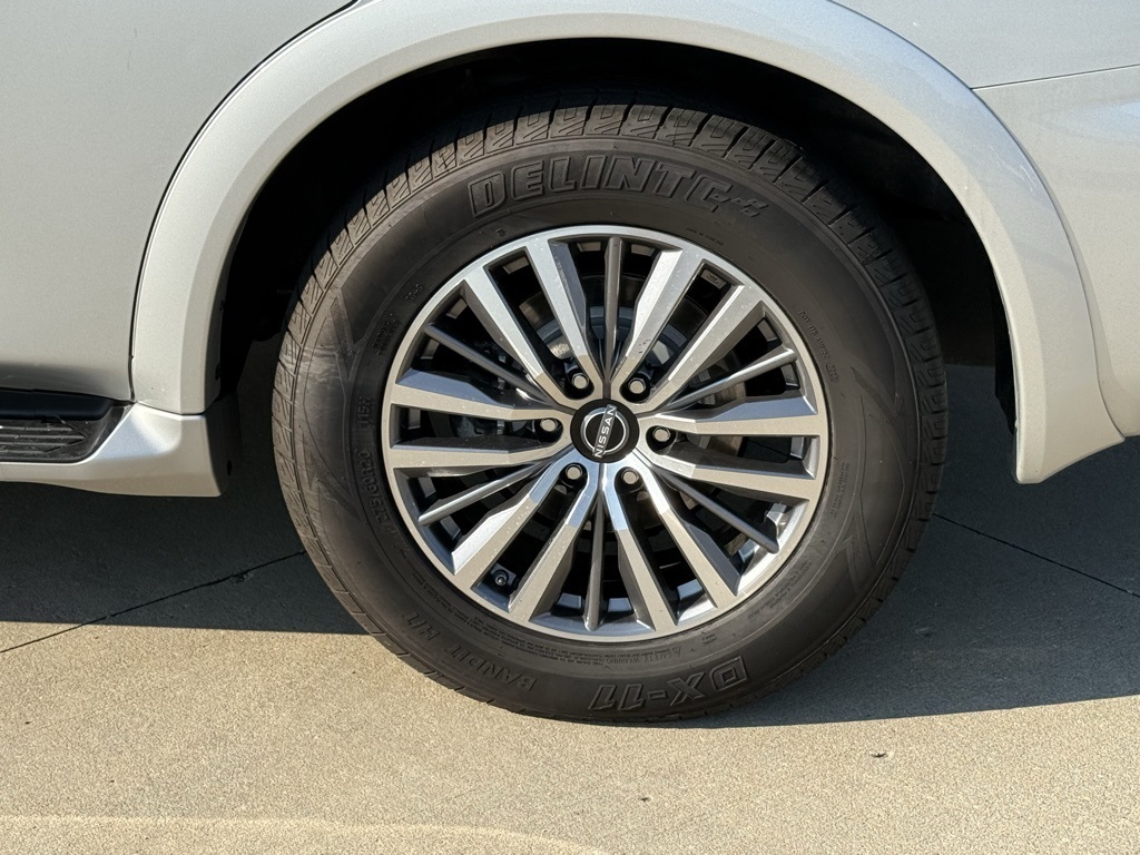 2023 Nissan Armada SL photo 9